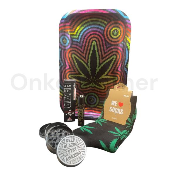 Keep Blazing Stay Amazing Gizeh Black Rolling Smoker Set